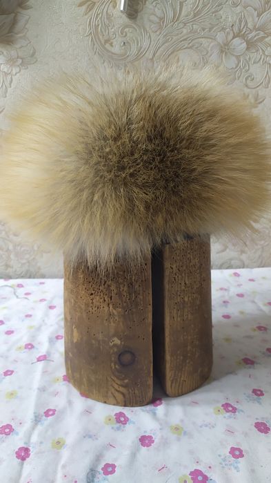 Женская шапка из натурального меха