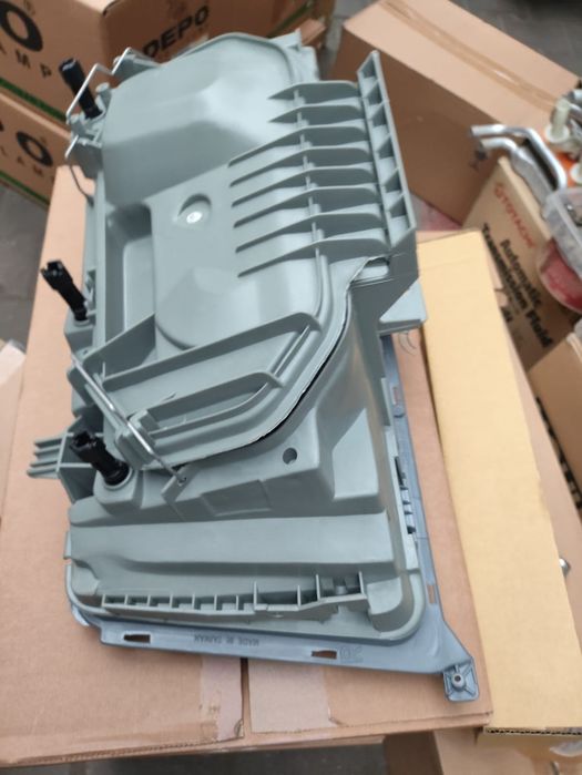 Мерс 124 фара депо тайвань