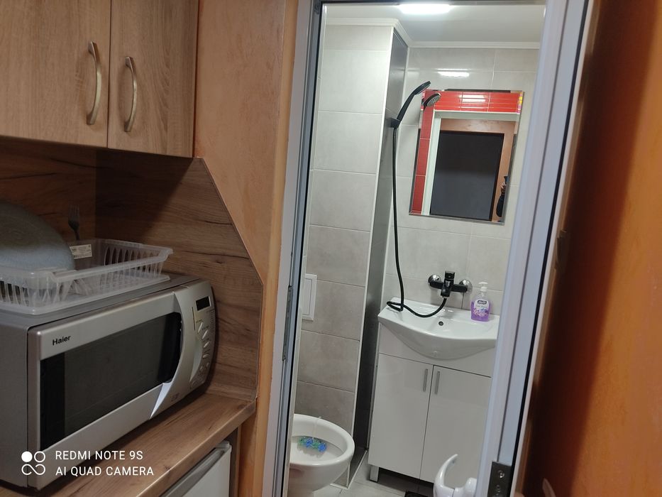 Студио за нощувки в гр. Бургас в жк. Възраждане