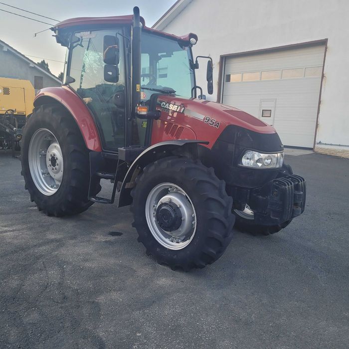Tractor Case IH Farmall 95 A