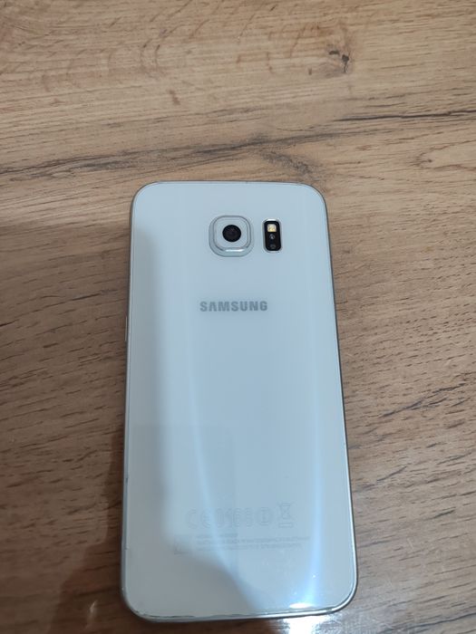 Продаю телефон самсунг S6
