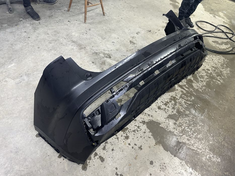 Бампер передний Geely monjaro