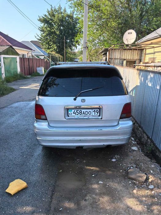 Продам машину срочно