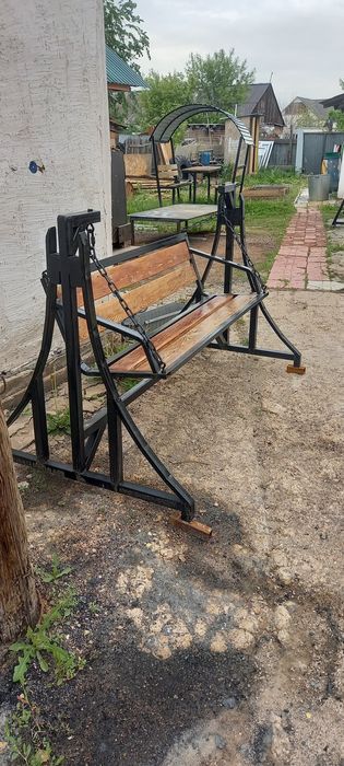 Продам качеля и беседка  скамейка