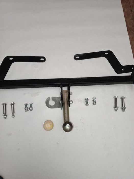 Новый  Фаркоп полный комплект