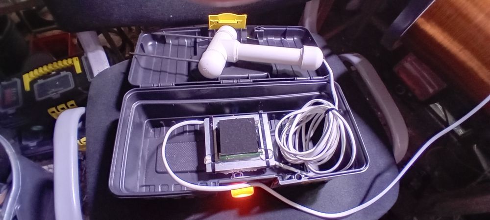 Aparat asomare porci