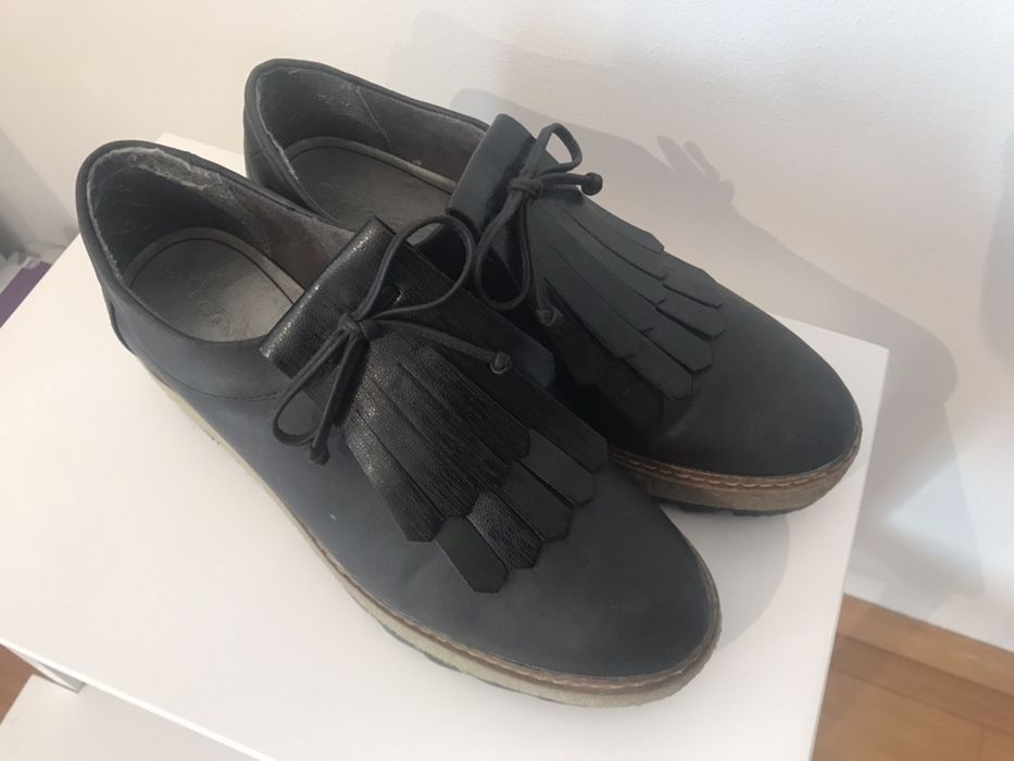 Pantofi Tamaris, in stare excelenta