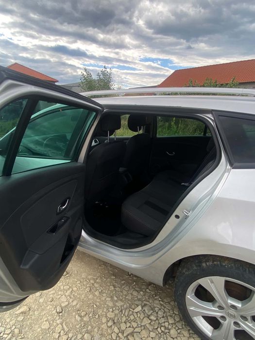 Renault Megan 2011 1.5dci 110ch full option