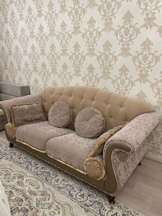 Продам диваны срочно