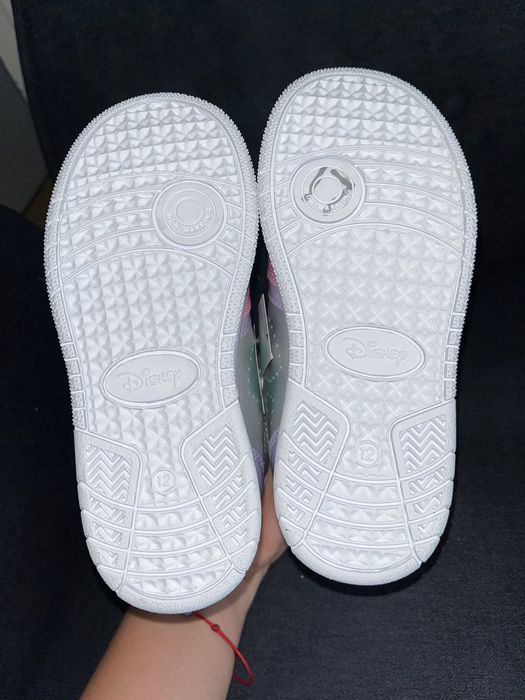 Оригинални Дисни маратонки 29.5 размер