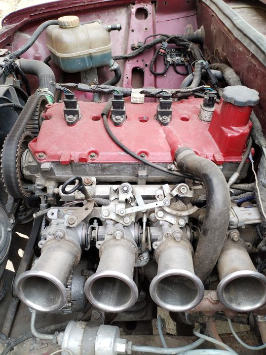 Priora 1.6 mator droselda terilgan sotiladi polna ful qilib terilgan