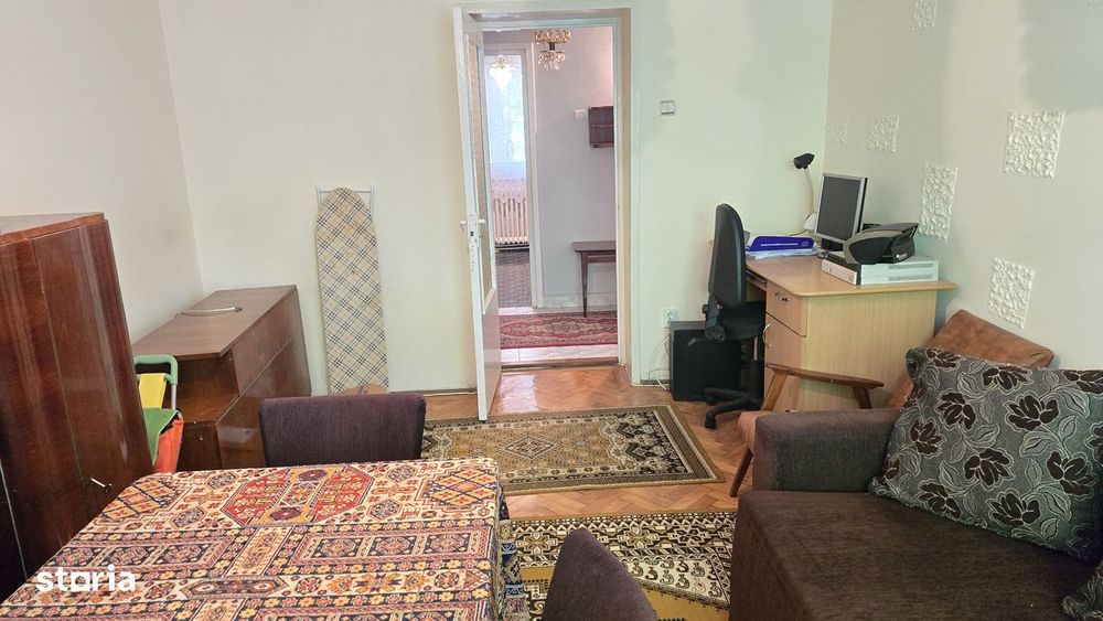 Vand apartament cu 3 camere decomandat in Deva, George Enescu etaj 1,