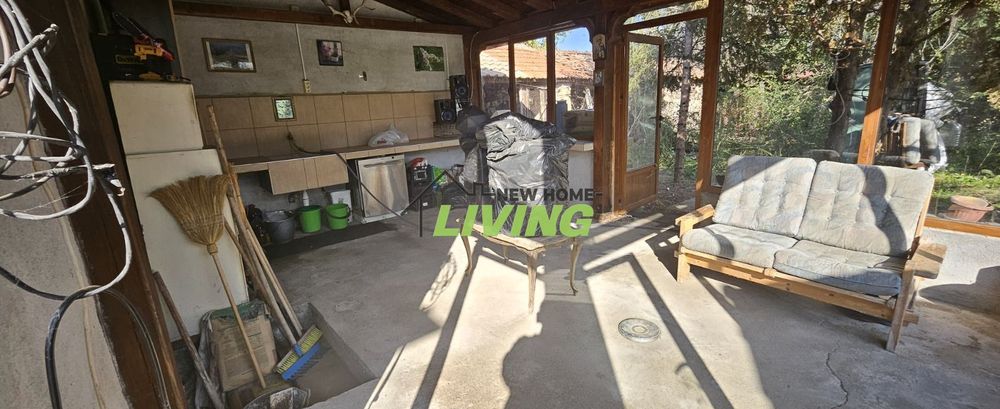 Къща в Пловдив, област-с.Златовръх площ 68 цена 105300