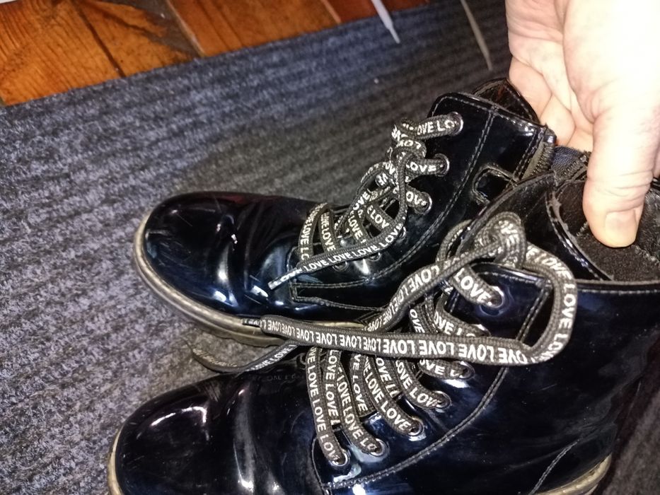 Продам 35р 2000 тенге