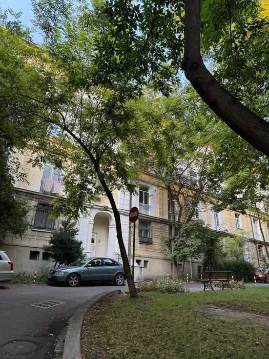 Apartament pentru inchiriat