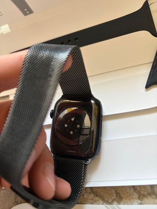 Apple watch series 8 midnight aluminum case sport band