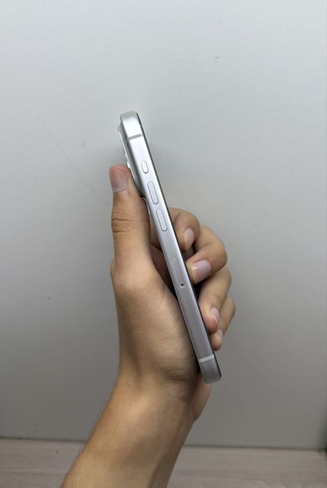 iPhone 14 Pro (17 Pro korpus)