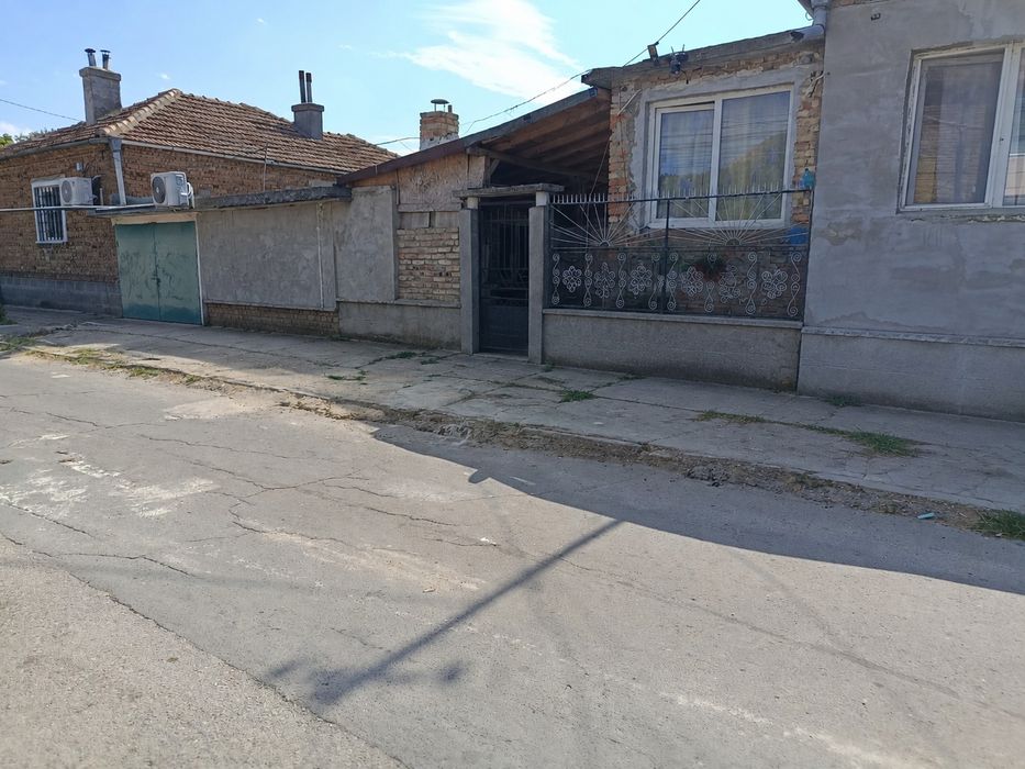 Изгодна Къща близо до Варна