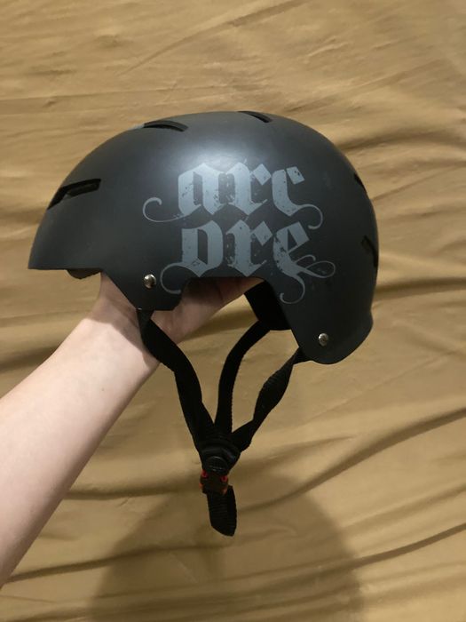 casca sport in stare perfecta