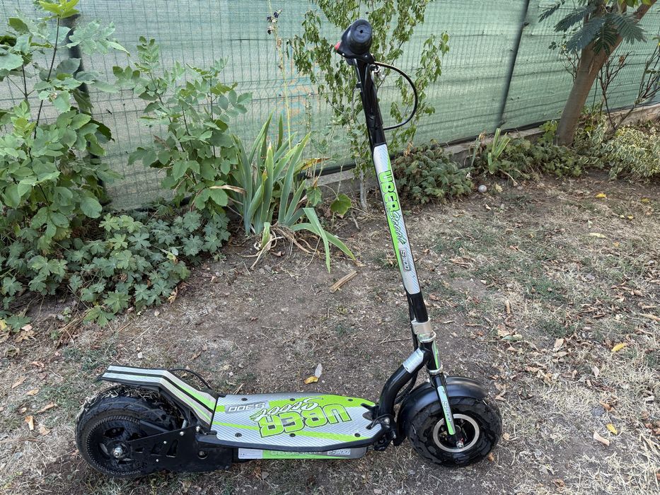 Тротинетка Uber Scoot,300W двигател.Чисто нови батерий
