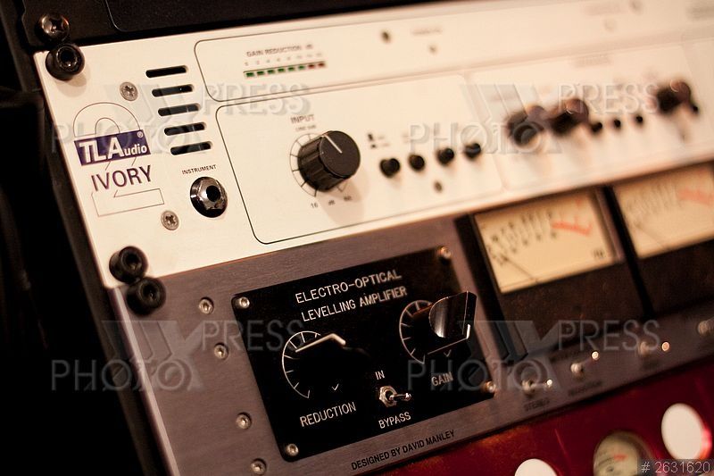 Ремонт аудиотехники, усилителей звука