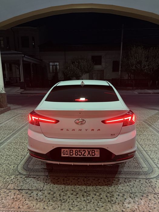 Hyundai Elantra 2020 2 litr full