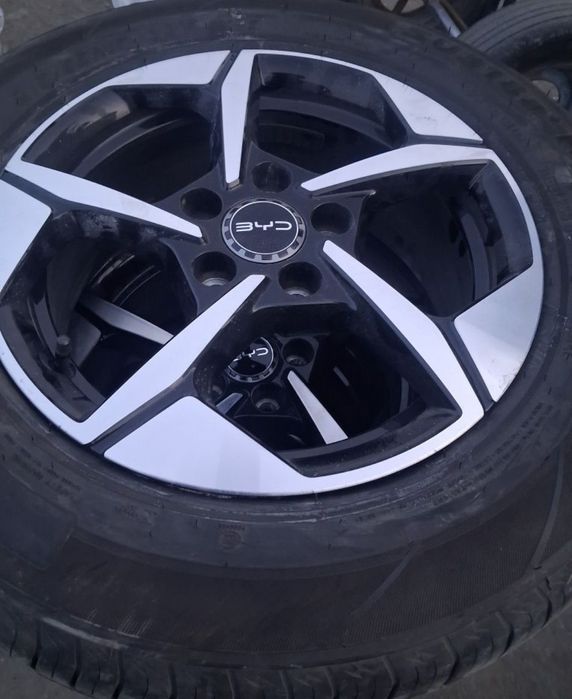 Diska balon sotiladi 16 BVD yuan up da turibdi sotiladi yurgani 15 min