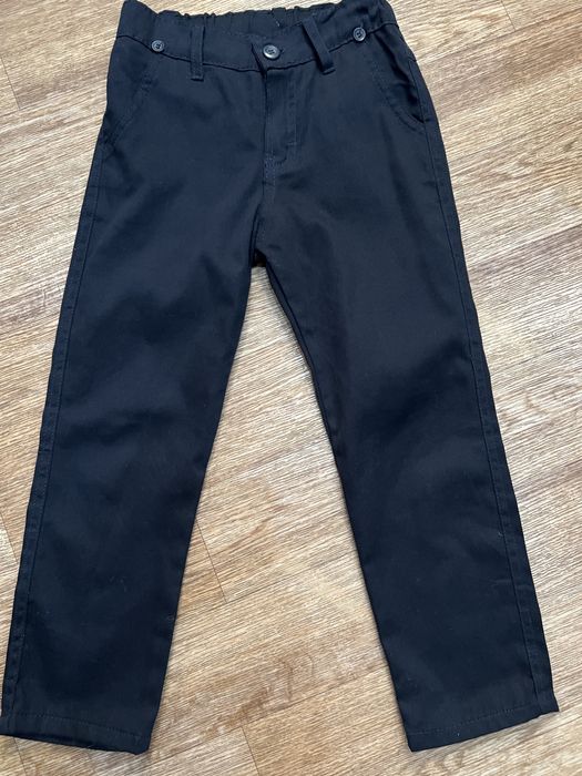 Рубашки и брюки для мальчика