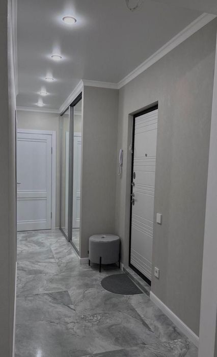 Натежной потолок