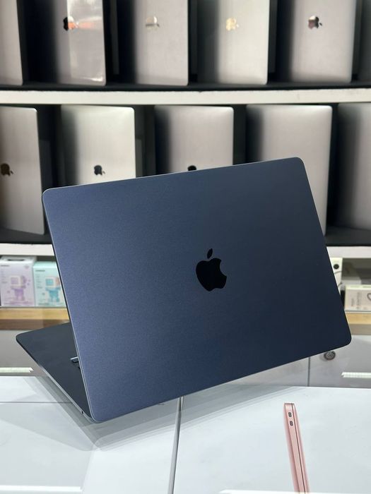 Macbook air m2 16ga256