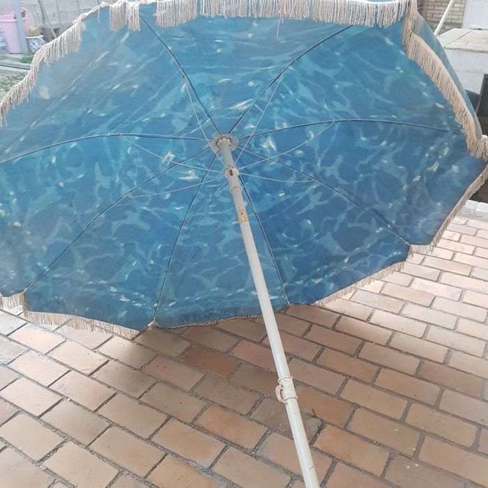 Настольные зонты для кафе