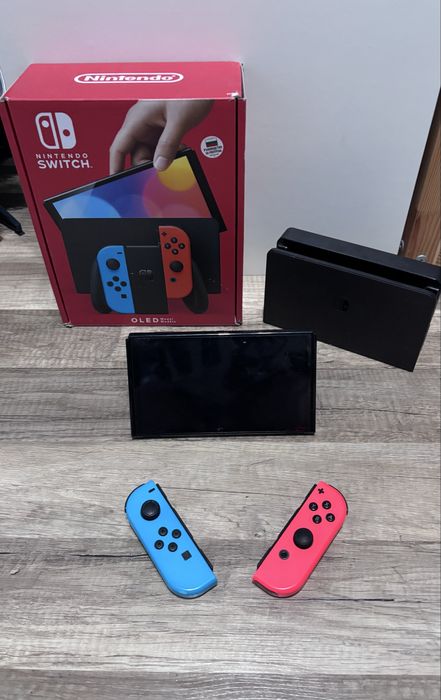 Nintendo switch oled + игра