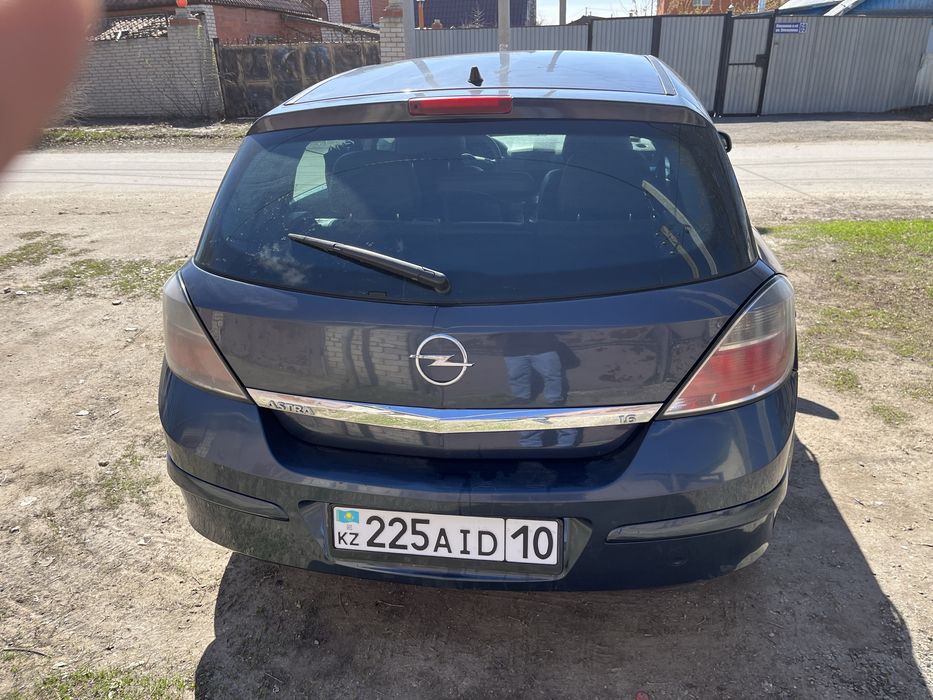 Продам Opel Astra H 2007 года