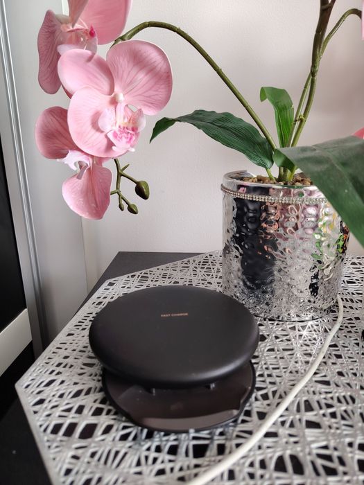 Incarcator wireless rapid