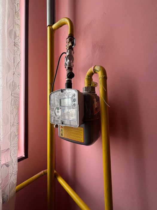 1 xonali kvartira sotiladi