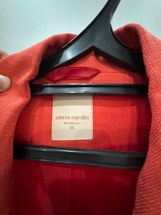 Продается женсңий жакет