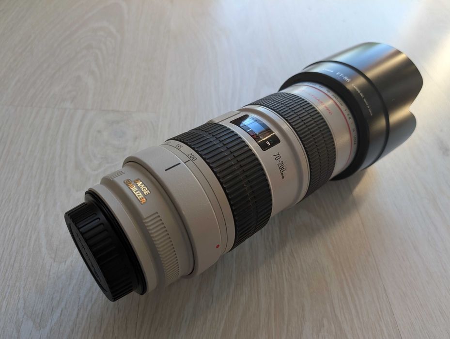 Canon EF 70-200mm f/2.8 L IS USM in stare excelenta