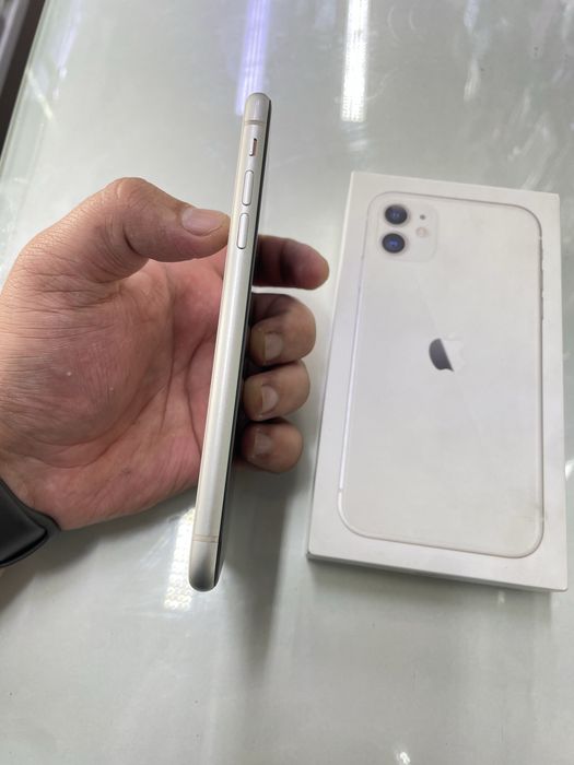 Iphone 11 (128GB) в идеальном состояний