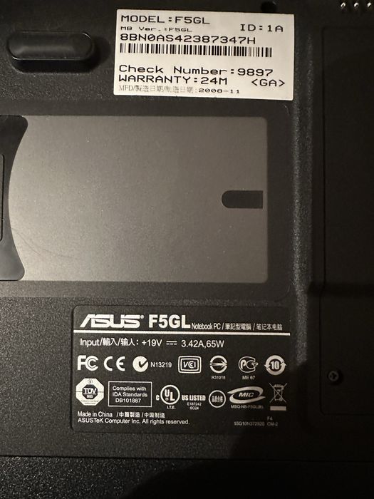 Ноутбук на запчасти