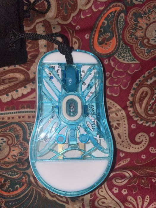 lamzu atlantis мышка