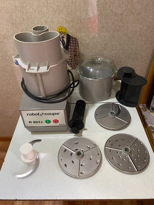 Продаётся Робот для нарезки овощей.