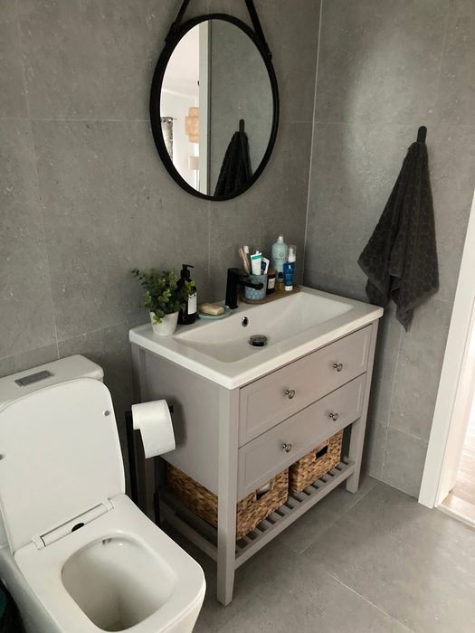 Casa de vanzare sau inchiriere  Dezmir