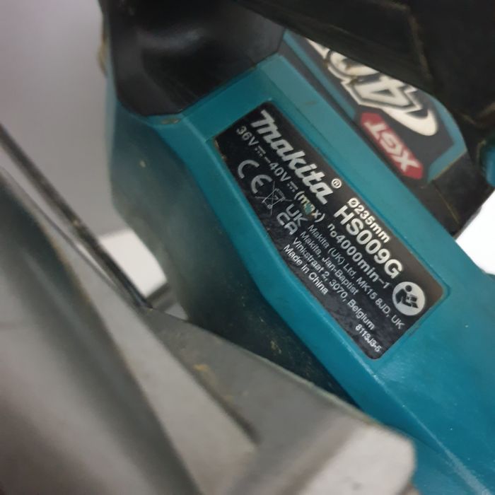 Makita HS 009G Fierăstrău circular Brushless 40V 4.0AH Li-Ion