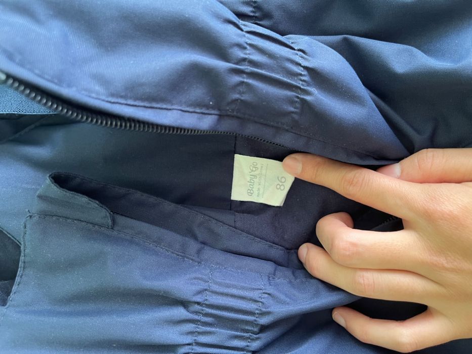 Продам осенний комбинезон