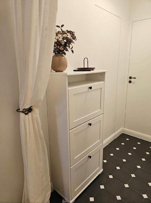 Дава се под наем Тристаен апартамент в София, Център - 72 кв.м за 1000 € - Снимка #14