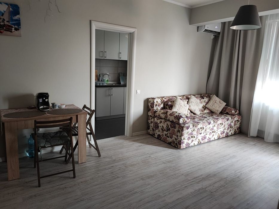 Închiriez apartament 2 camere, etc 4 din 5,cu lift, Tomis Plus