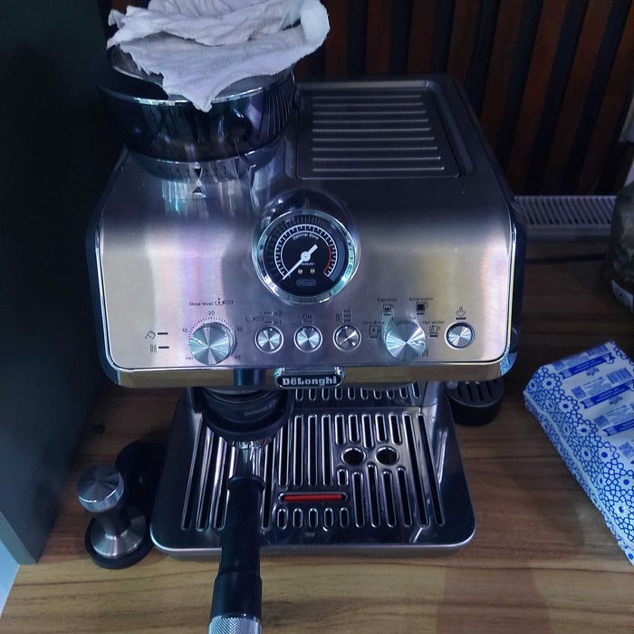 Кофемашина Delonghi Arte Evo