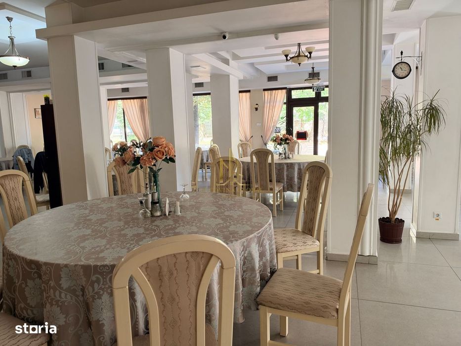 De Vânzare / Închiriere – Spațiu Comercial Amenajat Horeca, Burdujeni