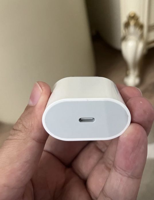 Продам зарядку айфон