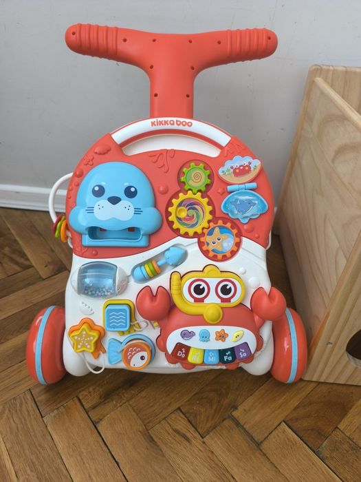 Уокър на kikka boo